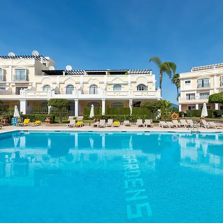 Apartment Newly Refurbished 2 Bdrm Amazing Complex W Pools Marbella